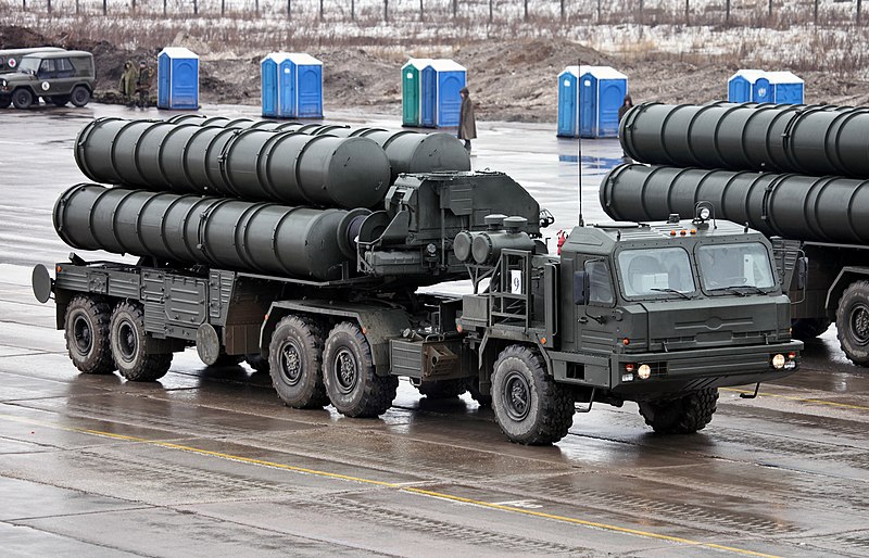 S-400_missile_48N6E