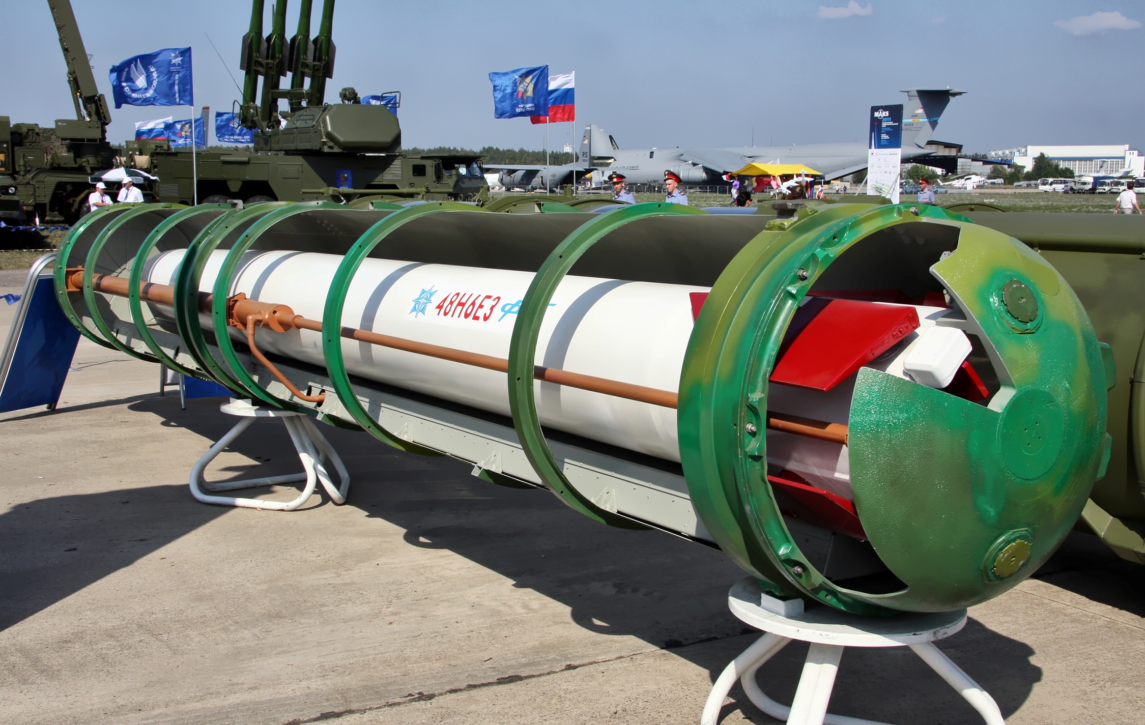 S-400_missile_48N6E3